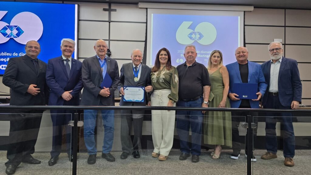 Ercílio santinoni é homenageado pelo sistema cfa/cras pelos 60 anos de regulamentação da administração 2 Whatsapp image 2025 12 08 at 16. 33. 37