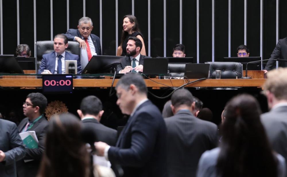 Camara dos deputados 18 03