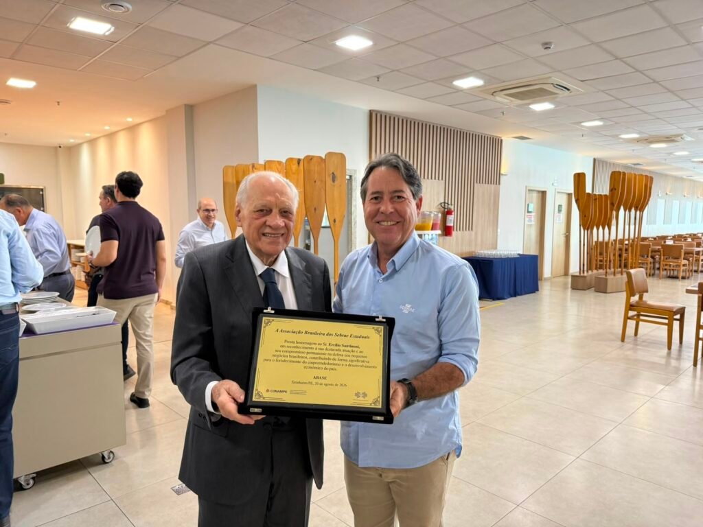 Ercílio Santinoni com Rogério Ramos, superintendente do Sebrae-TO