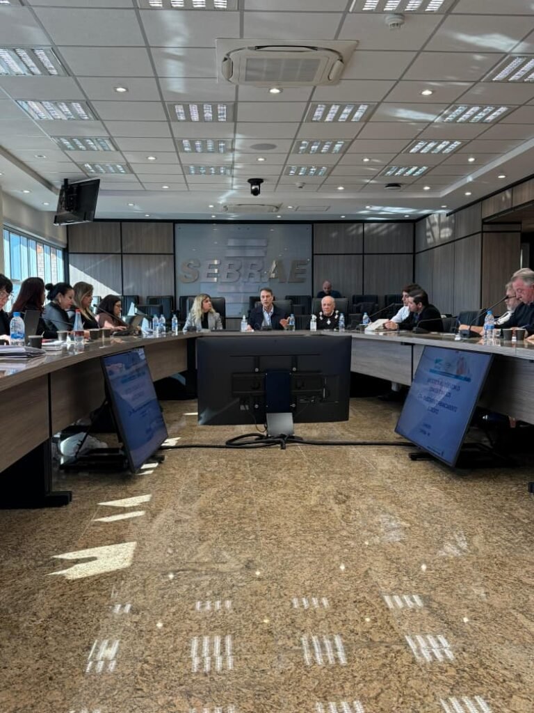 Fopeme inicia 10º ciclo de reuniões debatendo avanços para reduzir burocracia e ampliar mercados para micro e pequenas empresas 5 18573f38 711c 41dc 989f 9e609d05abba 1