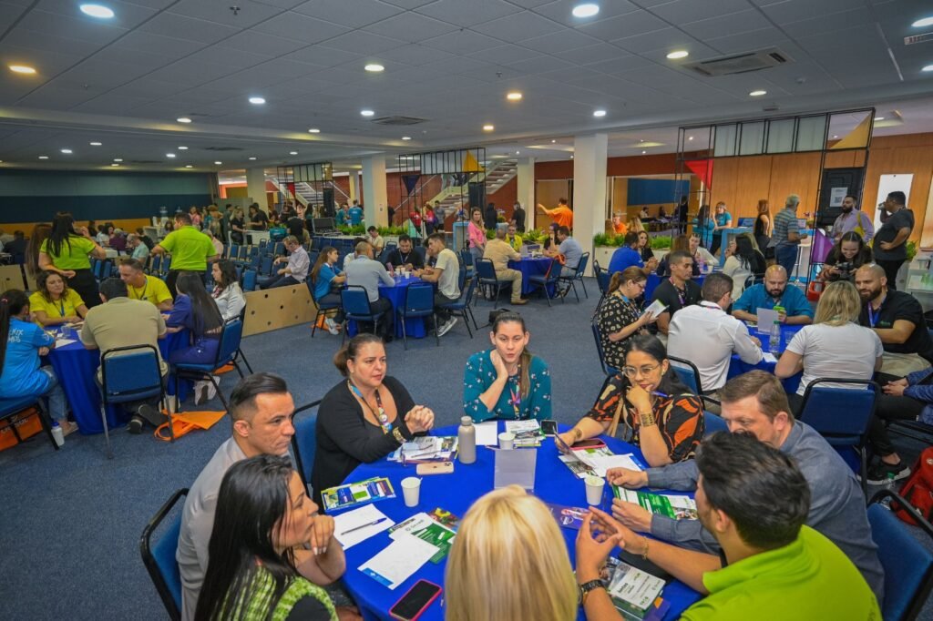 Feira do empreendedor em curitiba terá espaço de atendimento e rodadas de crédito para micro e pequenas empresas 2 Whatsapp image 2025 09 01 at 14. 41. 01 1 1