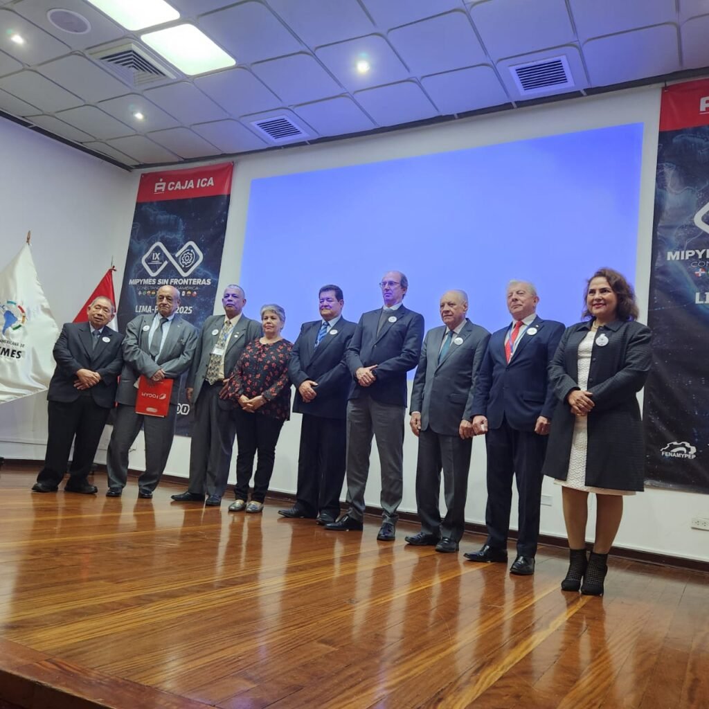 Conampe participa do ix congresso latino-americano da micro e pequena empresa em lima 2 Whatsapp image 2025 09 19 at 14. 27. 17